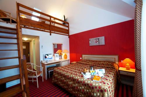 Hotel Au Relais Du Gu� De Selle