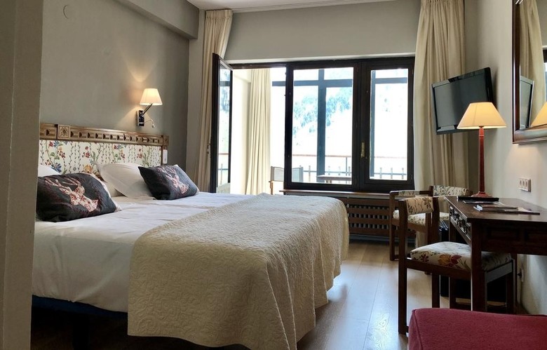Hotel Edelweiss Candanchu