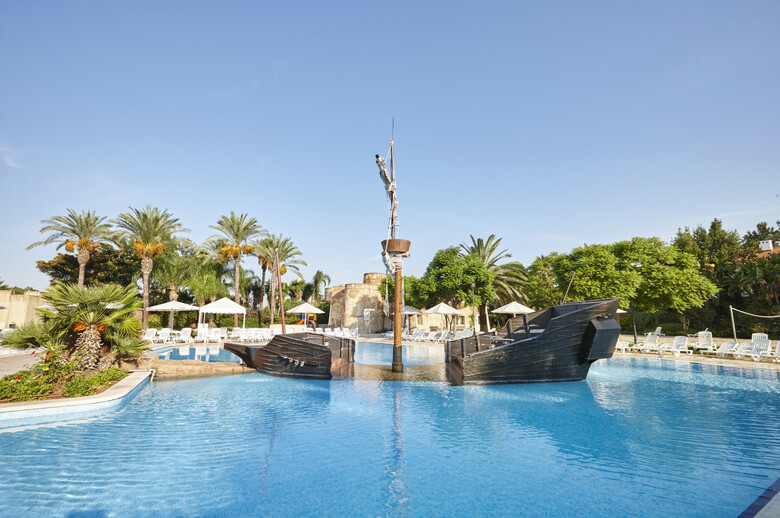 Hotel El Paso - Portaventura� Park Tickets Incluidos + 1 Acceso Ferrari Land