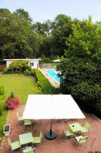Hotel Logis Le Pont Bernet