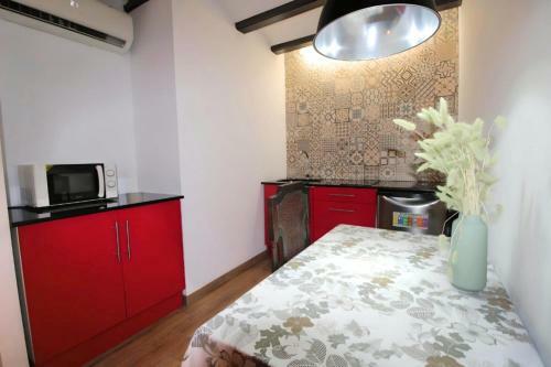 Increible Apartamento Con Terraza Al Lado De Torres De Quart