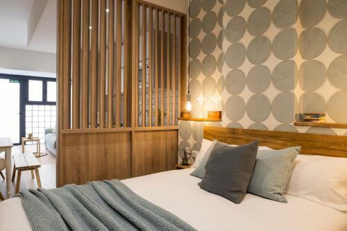 Hostal Florit Flats - The Serreria Rooms