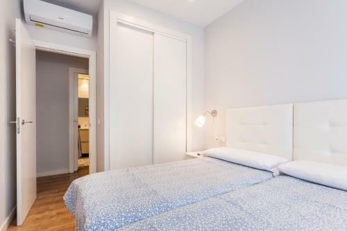 Apartamento Piso En La Playa, Wifi Gratis Y AC