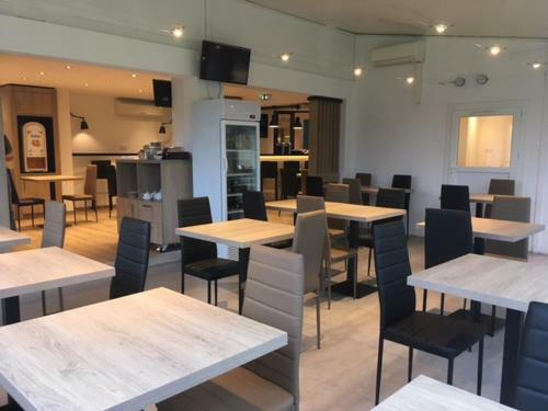 Hotel Revotel