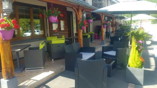 Hostal Le Point De Chute