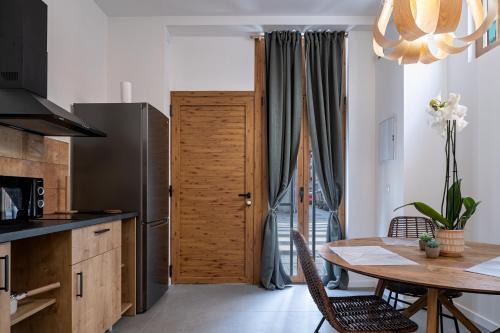 Beautiful Japandi Style Loft Apartment N1