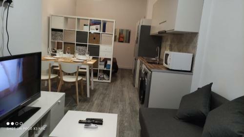 Apartmentsuitespain Playa - Universidades