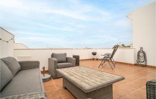 Stunning Apartment In Torrox With Wifi And 3 Bedrooms