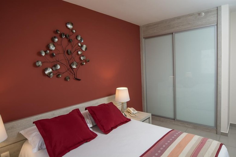 Aparthotel Mercosur Universitas