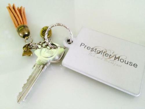 Hostal Prestoller House