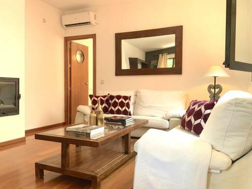 Casa Andaque Con Parking Y Patio En El Centro Hist�rico