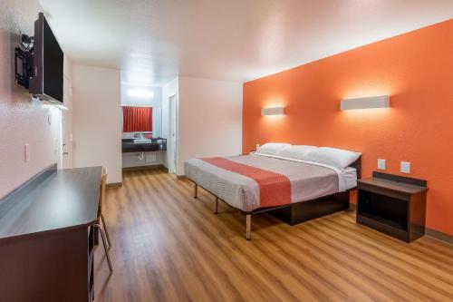 Hotel Parkway Inn Arlington
