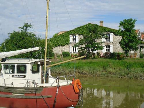 Domaine Des Pr�s De Joussac