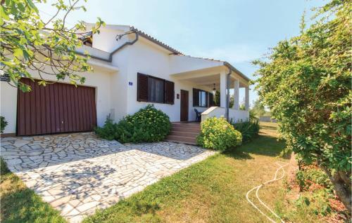 Holiday Home Veliki Vareski V