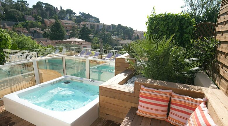 Hotel H�tel La Fianc�e Du Pirate