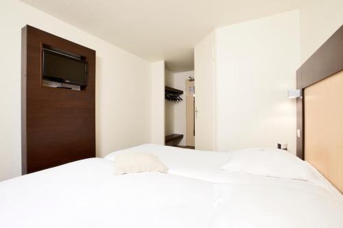 Hotel Kyriad Rouen-nord ~ Mont-st-aignan
