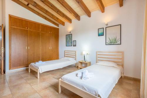 Finca Ses Oliveres By Mallorca House Rent