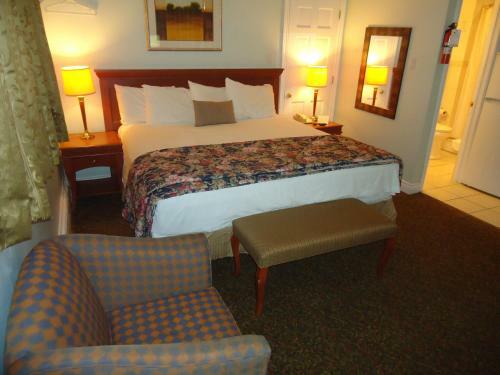 Posada Bayside Inn & Waterfront Suites