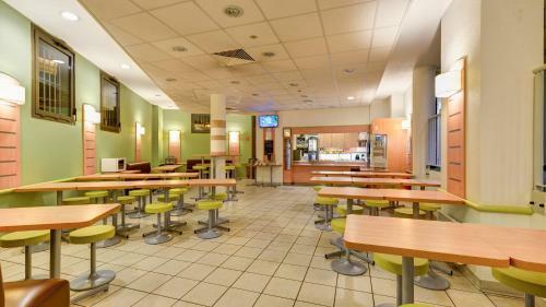 Hotel Ibis Budget Nanterre La Defense
