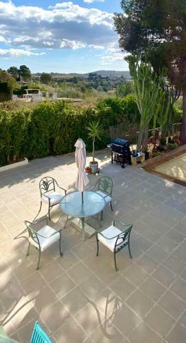 Beautiful Villa With Huge Private Pool And Vineyard View