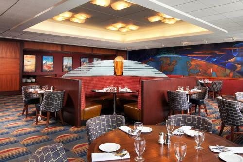 Sheraton Cleveland Airport Hotel