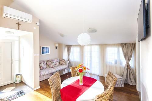 Apartamentos House Glasnovi?