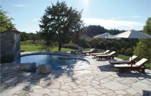 Holiday Home Gondolici Cr