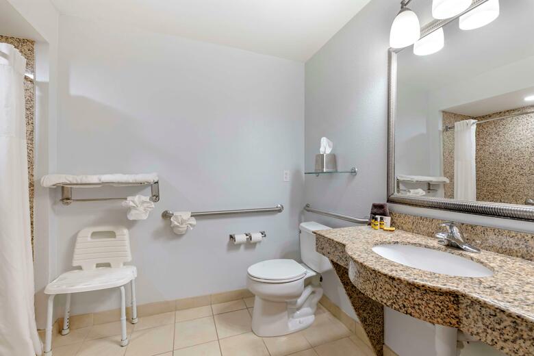 Hotel Best Western Plus First Coast Inn And Suites