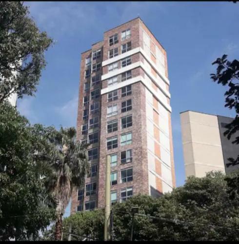Centrally Located Amazing Apartment In Laureles