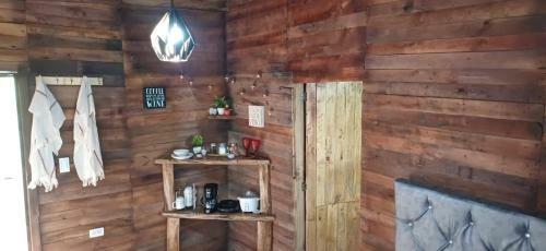 Encantadora Caba�a Cerca A Cali Jacuzzi Smart Tv