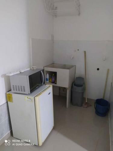 Tranquilo Y Comercial Apartamento