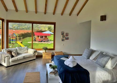 Casa Aran� - Vista Espectacular Y Mucho Jard�n