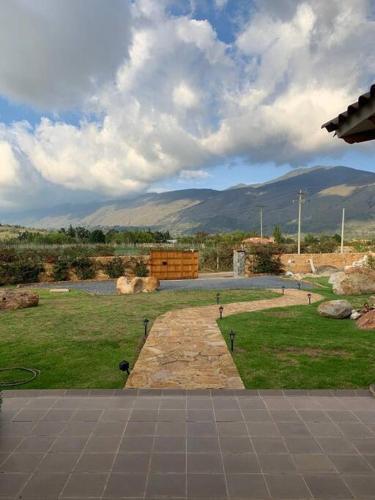 La Villa; Estilo Moderno Y Colonial