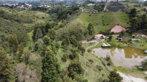 Aparthotel Los Lagos De Jas�