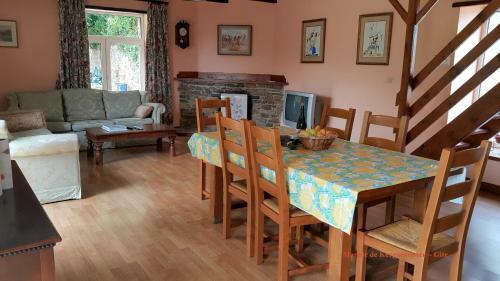 Manoir De Kerguezennec Holiday Home