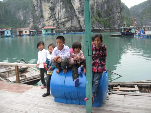 Bai Tu Long Junks