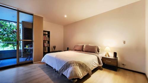 Apartment In Countryside With Hotel Services