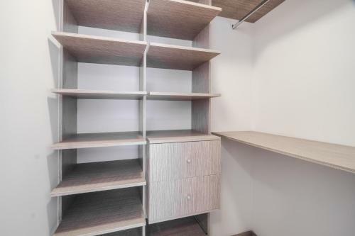 Apartamento Portanova Suites By Adventu