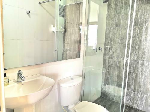 Espectacular Apartamento Wifi, Aa, Piscina Jacuzzi