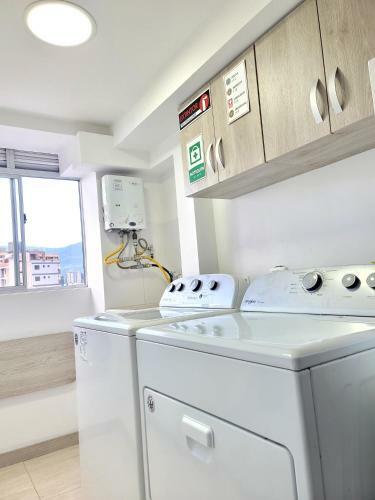 Modern 2/2 Apartment In Sabaneta With City View