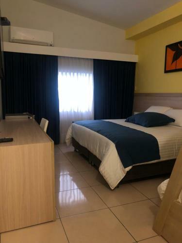 Hostal Hostel Paradise St