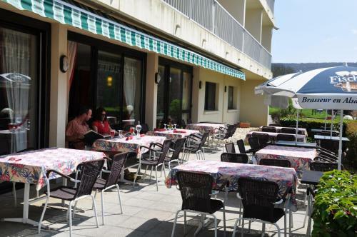 Hotel Logis Le Relais De La Vallee