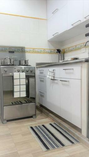 Apartamento C�ntrico-a Pie Del Mar Y Del Casco Hist�rico+a/c