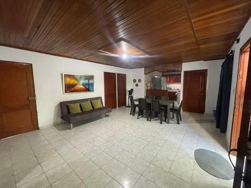 Oportunidad Hermoso Apartamento En Santamarta 2b