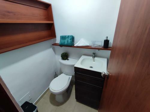 Habitaci�n Privada Con Vista A La Ciudad