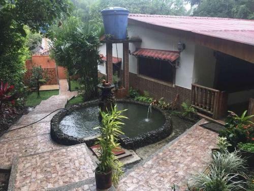 Caba�a Con Piscina En Minca