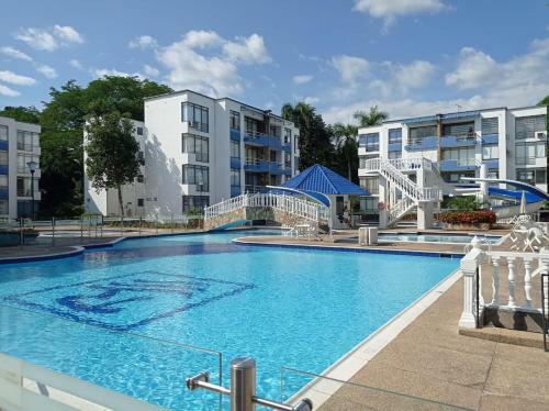 Apartamento Apto En Conjunto Con Piscina