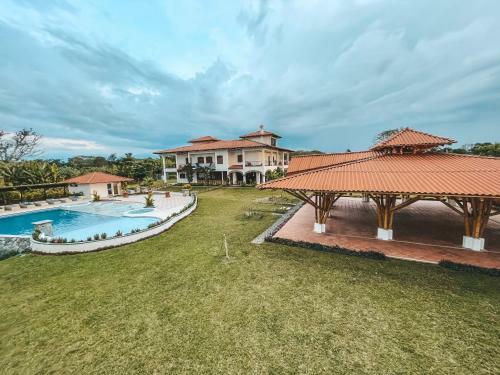 Hotel Casona Montanesa Quind�o Eje Cafetero