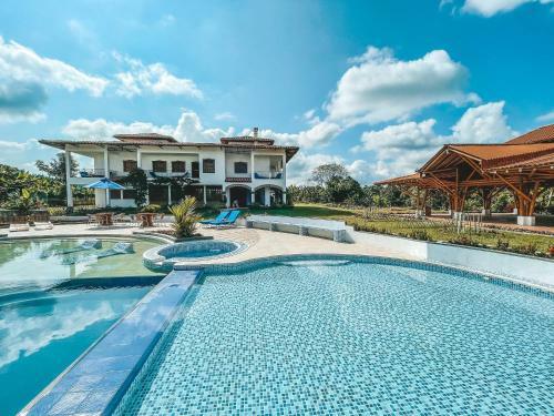 Hotel Casona Montanesa Quind�o Eje Cafetero