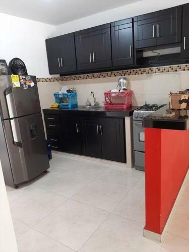 Casa Bien Ubicada Y Con Todas Las Comodidades